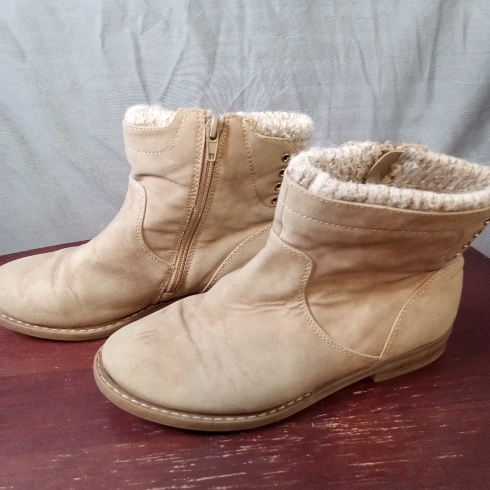 Indy Soft Walk Zip Side Women's Tan Ankle Boots